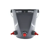 Відро-поїлка для козенят і ягнят GEPPAS 8 л з 3 сосками