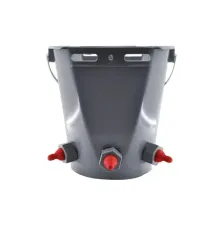 Ведро-поилка для козлят и ягнят GEPPAS 8 л с 3 сосками